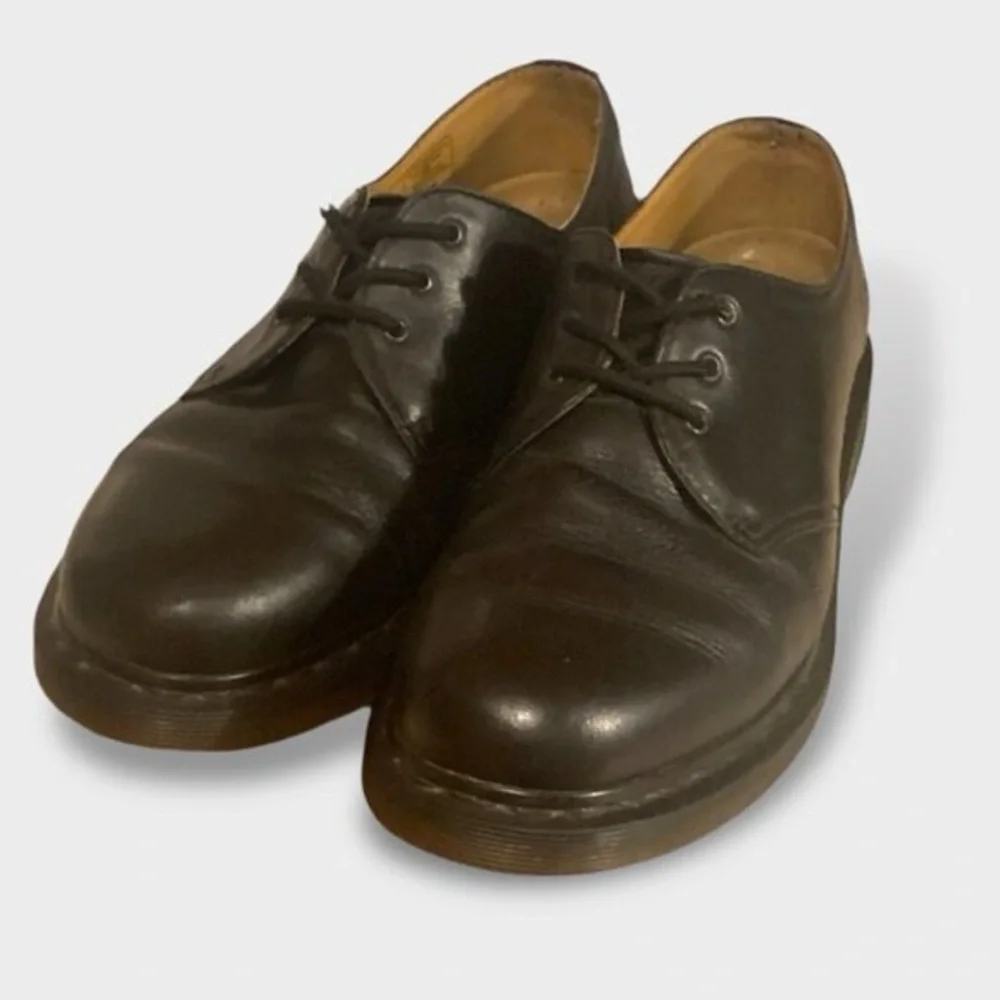 Dr. Martens 1461 Shoes - Picture 4 of 9